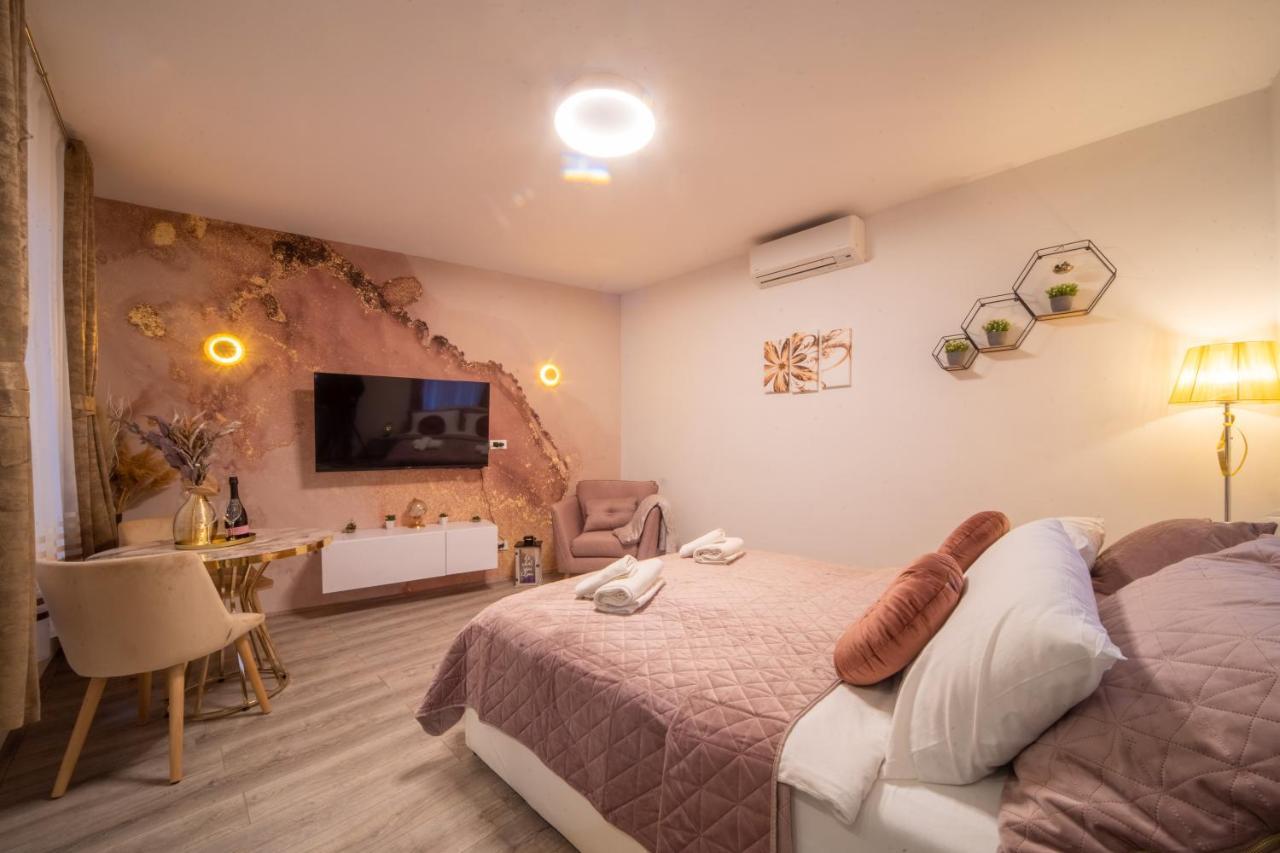 Cosy&Private,30Sec Walk To Mainsquare, Heart Of Zagreb Apartment Exterior photo