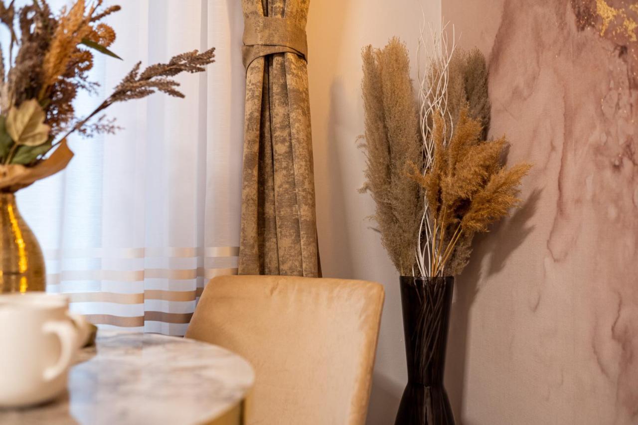 Cosy&Private,30Sec Walk To Mainsquare, Heart Of Zagreb Apartment Exterior photo